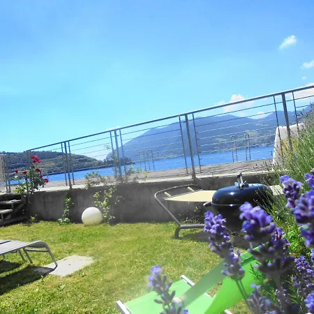 Dock House Apartmán