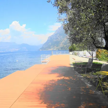 Dock House Apartmán Marone