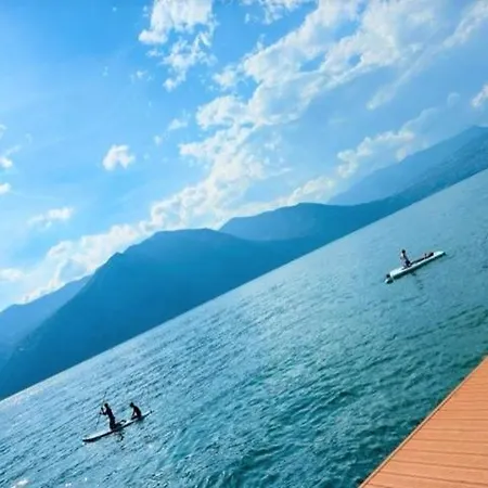Dock House 马罗内