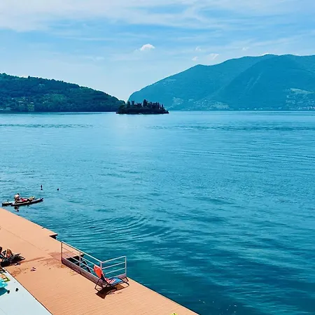 Dock House *