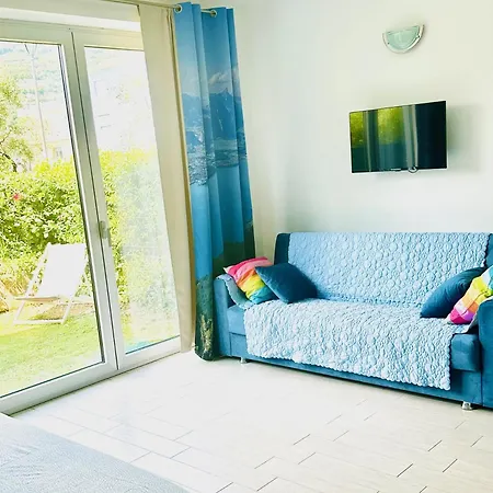 Dock House Apartmán *