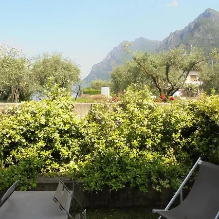 Apartmán Dock House Marone