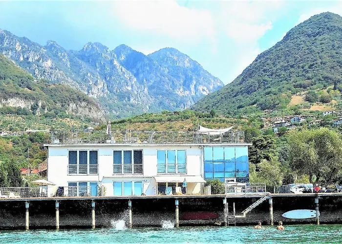 Dock House *