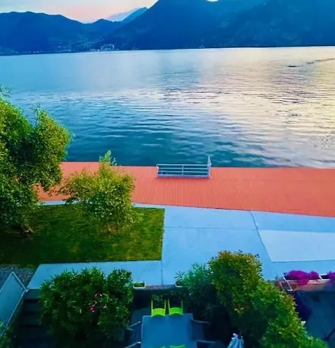 Διαμέρισμα Dock House Marone