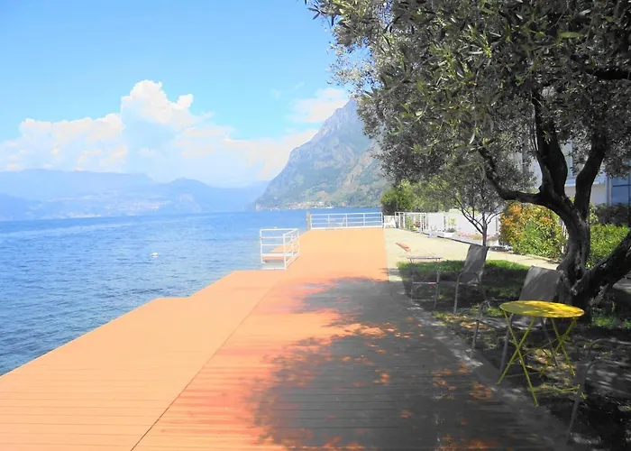 Dock House Appartement Marone