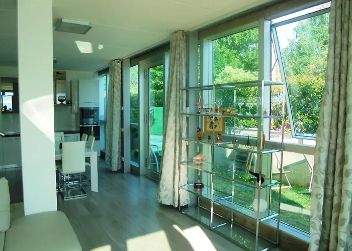Apartament Dock House *